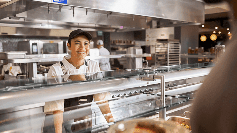 2024_0610_JuddDemaline_Kitchen-Lifestyle_FOH_000254-16x9crop