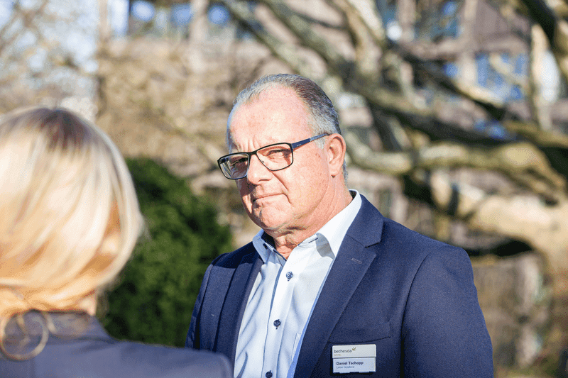 Roundtable 11-4 issnews