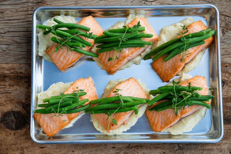 Lunch_Salmon with Green Beans and Mash Potato
